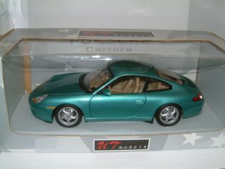 1/18 Porsche 996 Carrera Coupe,  Met Green,  Boxed Rare,  Ut Models