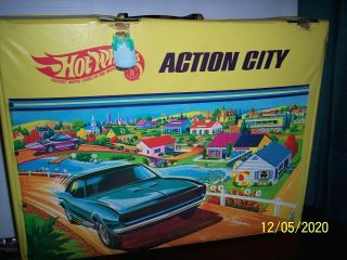 Vintage Hot Wheels Action City Play Set Carrying Case 1968 Mattel No.  5158 Usa