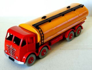Dinky Supertoys No.  504 Foden 14 - Ton Fuel Tanker 2nd Type Cab (1952 - 54) Code 3.