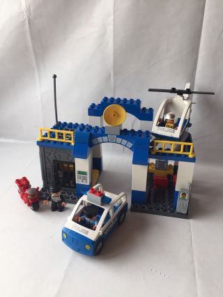 Lego Duplo Polizeistation - Polizeiauto,  Heli - Wache/gefängnis - Set 5681 Kompl