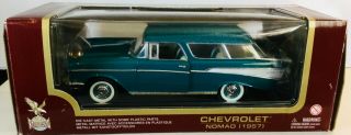 Road Legends 1/18 Scale 1957 Chevrolet Nomad Station Wagon Estate Car Model