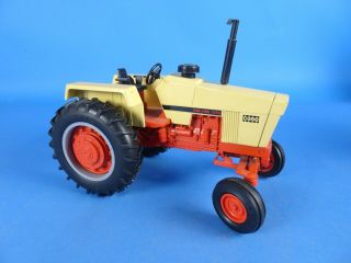 Ertl Case 1170 Agri - King Tractor 1/16.