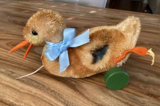 Vintage Steiff Early Duck On Wheels Pull Toy - All Ids.