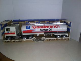 Nylint Goodwrench Motor Oil Tanker ‘big Earl’.  Gm 990.