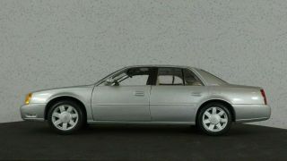 1/18 Maisto 2000 Cadillac Deville Dts Silver Diecast Model Car No Box