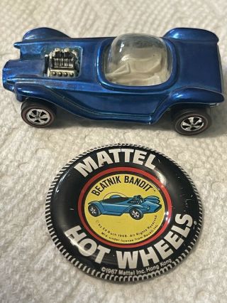 Vintage 1968 Hot Wheels Redline Beatnik Bandit Spectraflame Blue Pin Button