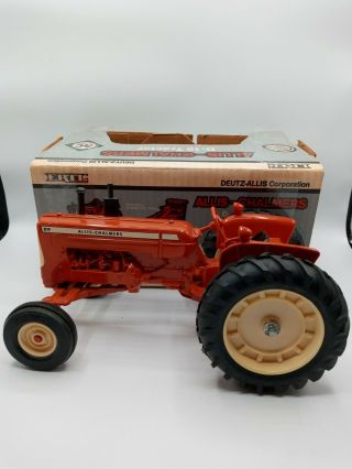 1/16 Allis Chalmers D19 Tractor By Ertl