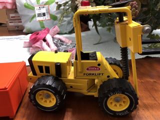 Tonka 1991 Fork Lift With Container 1970s Pressed Steel XR - 101 Tires 2