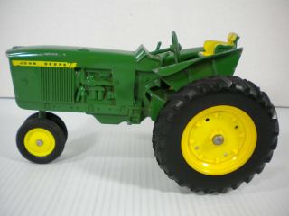 Vintage - Ertl - John Deere 3020 Tractor 1/16 Scale - Fast 2