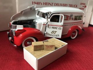 DANBURY 1940 ' S HEINZ DELIVERY TRUCK With Box 2