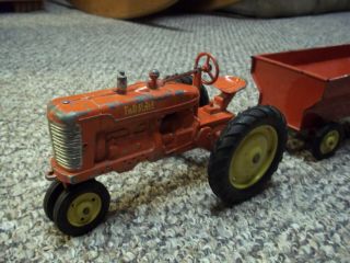 TRU SCALE TRACTOR with trailer YELLOW RIMS Old Farm toy 2