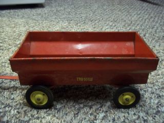 TRU SCALE TRACTOR with trailer YELLOW RIMS Old Farm toy 3