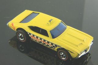 Maxi Taxi Olds 442 Flying Colors Unrestored Hot Wheels Redline: