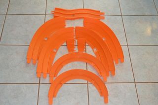 1969 Vintage Hot Wheels Sizzlers Track Parts 180 Banked Curved Track
