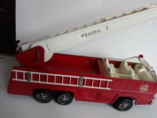 Vintage 1970s Tonka Aerial Swivel Ladder Fire Truck 32202