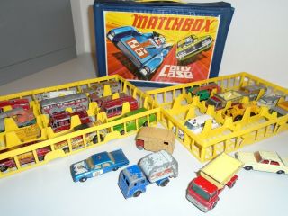 Vintage 1971 Matchbox Carry Case Complete With A Full Set Of 24 Cars Lesney