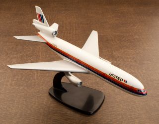 Vintage Air Jet Advanced Models United Airlines Airplane N7371u