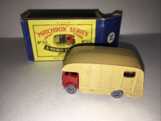 Matchbox Lesney Vintage No.  35 Marshall Horse Box 1957