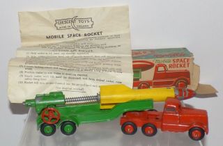 R01 Crescent Toys Boxed Mobile Space Rocket.  Complete