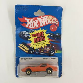 Hot Wheels Corvette Stingray On Card Gold Wheels 9421 Die Cast (1980)