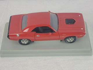 American Muscle 1:18 Scale Die Cast 1970 Red Dodge Challenger 426 Hemi,  Goodyear