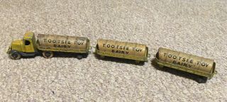 Vintage Tootsietoy Dairy Set With Rubber Wheels For Restoration Or Display
