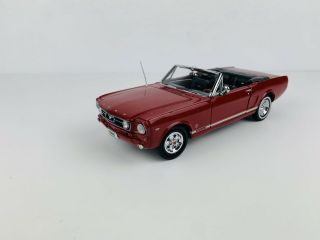 Danbury 1966 Ford Mustang Convertible 1:24 Scale Diecast Car Red D1