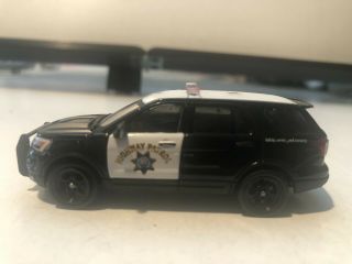 1/64 2017 Ford Explorer Interceptor Utility Califoria Highway Patrol Chp