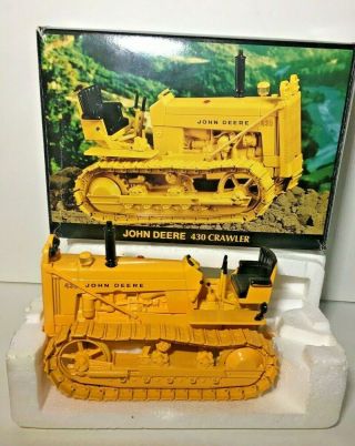 Ertl John Deere 430 Crawler 1997 Tractor Toy Truck’n Construction Show 1:16