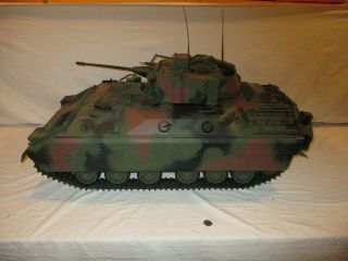 2000 - 21st Century Toys 1/6 Scale Bradley M2 Fighting Vehicle (tank)