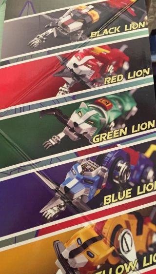 VOLTRON DEFENDER OF THE UNIVERSE 30TH ANNIVERSARY COLLECTOR ' S SET 5
