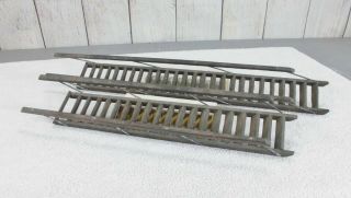Lgb / (2) Wood Ladders With Railings
