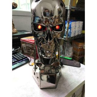 Terminator Arnold T2 T800 Endoskeleton Skull Resin & Steel Statue Bust Led Light