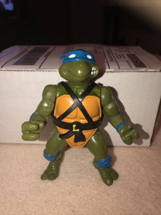 Vintage 1988 Tmnt Teenage Mutant Ninja Turtles Leonardo Action Figure With Belt