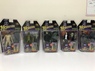Universal Monsters - Build A Figure Series 1 Toy Island - Complete Set