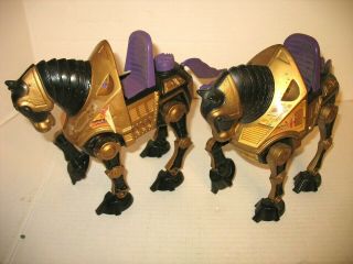 3 HE - MAN MASTERS OF THE UNIVERSE FIGURES: 2 NIGHT STALKERS & 1 STRIDOR (15) 3