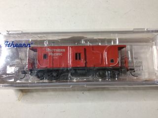 N Scale Athearn Southern Pacific Caboose