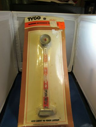 Tyco Blinking Microwave Tower