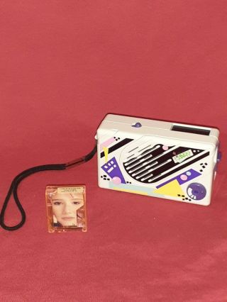 Vintage 1988 Fisher - Price Pocket Rocker Mini Tape Player With 1 Tape -