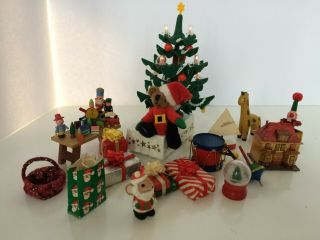 2001 Playmobil Light Up Christmas Tree With Toys And Presents Dollhouses