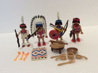 PLAYMOBIL VINTAGE WESTERN INDIAN WARRIORS AND ACCESSORIES 2