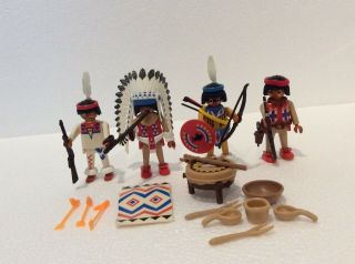 PLAYMOBIL VINTAGE WESTERN INDIAN WARRIORS AND ACCESSORIES 3
