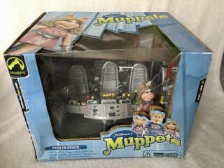 The Muppets Pigs In Space Playset,  First Mate Piggy (miss Piggy) Action Figure