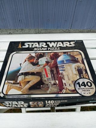 Rare Vintage Star Wars - 140 Piece Puzzle 1977 Luke Skywalker Meets R2 - D2. 2
