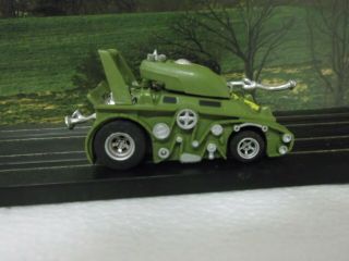AFX Peace Tank with a RARE 4 gear chassis never on a track 3