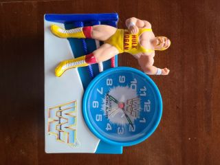 Wwf Wrestling Superstars Hulk Hogan Battery Operated Talking Alarm Clock