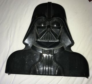 Star Wars Vintage Darth Vader Carrying Case With 31 Figures.
