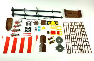 Lego Pirates I Black Seas Barracuda 6285,  10040 Replacement Parts