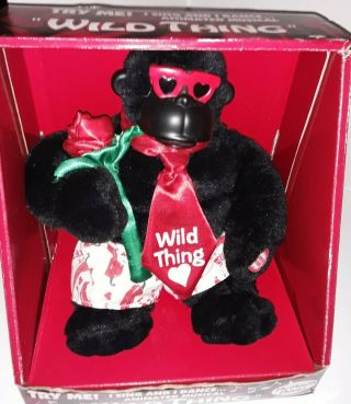 Dan Dee Wild Thing Singing Gorilla Rose And Chilli Pepper Shorts.  Valentine