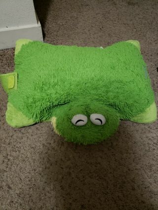 Soft Lovable Pillow Pets Pee - Wees Green Frog - 2010